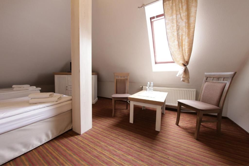 Курортные отели Hotel Nad Stawem Bogacica-30